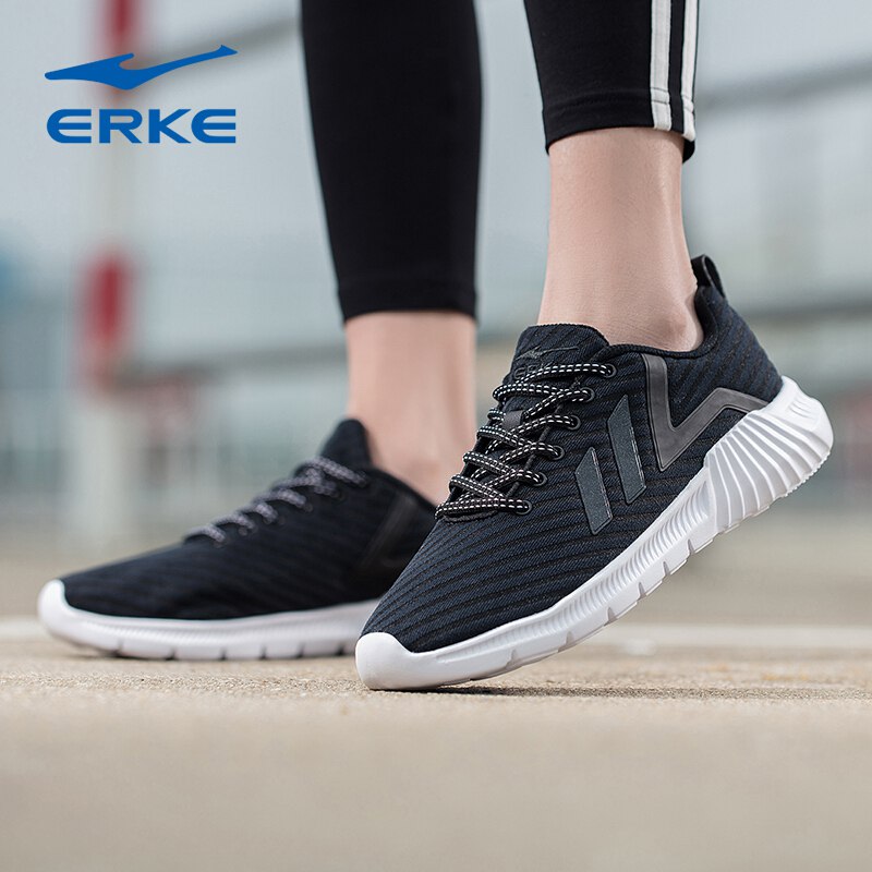 鸿星尔克ERKE 女防滑耐磨潮流减震跑步鞋运动鞋