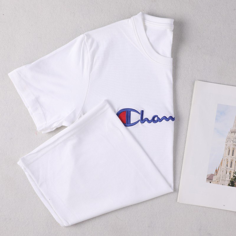 冠军Champion 刺绣版T.恤会员105-5，仅34.9