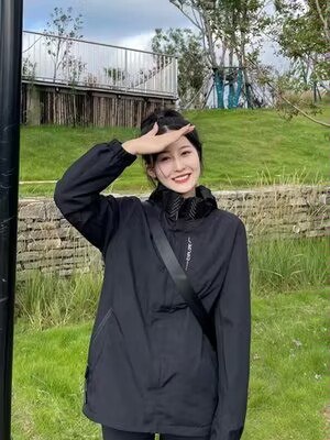 0点开始   79.9💵【LEENKON潮牌】美式情侣款冲锋衣外套)ZnucdvH4vHV)/ CZ11//防水面料，耐磨更耐穿~