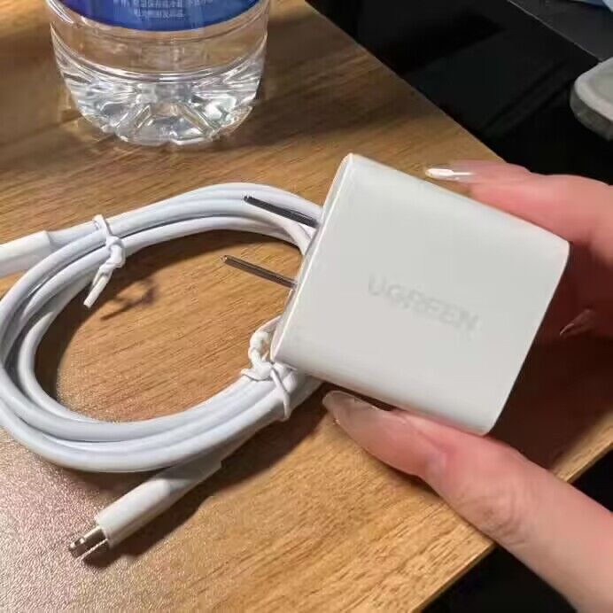 1.领券 加购物车1件【绿联数码旗舰店】拍第1个 typeC20W闪/充充电头)MHaNdyJIZQI)/ AC01 CZ11//苹果官方MFI！！PD重双认证跟原装一样~比原装便宜太多~宝子们充电头一定要买大牌子de