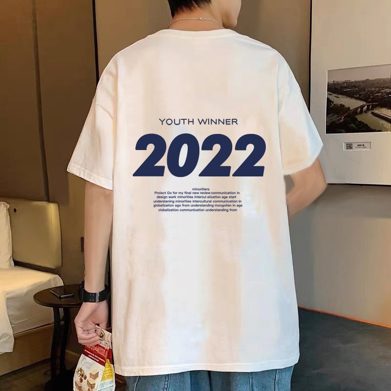 29.9亓 轻迹数字年份款情侣纯棉短袖一件重220g(5GzN2lESRng)/   这个磅重的T恤质量非常好！-一般在160-180的属于比较轻薄200到250的质量比较好 比较厚超过的话太厚了 地磅上身没质感大家以后买T恤都可以参考一下