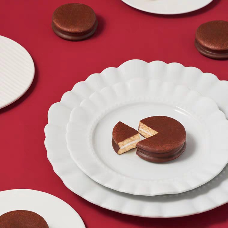 先领券/零点后下单唇动夹心巧克力派28.8元2箱  