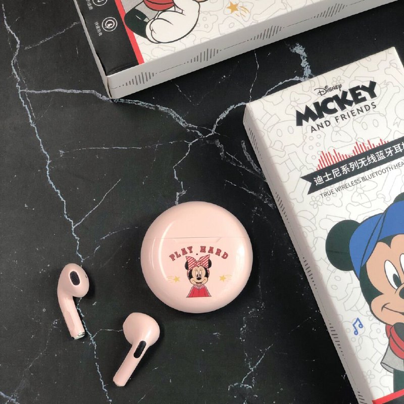 不仅可以自动识别环境降噪！还有游戏模式+指纹触摸操控买家咻也蛮优秀！可以参考！女孩纸们冲草莓熊 可爱炸裂啦男孩纸们冲系列2 黑色米奇👍🏻