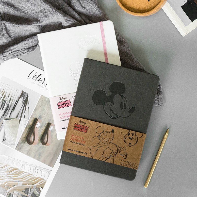 3:/Kinbor迪士尼90周年A5皮书写性能优良，手感舒适，纹理自然，多款内芯，轻松选择