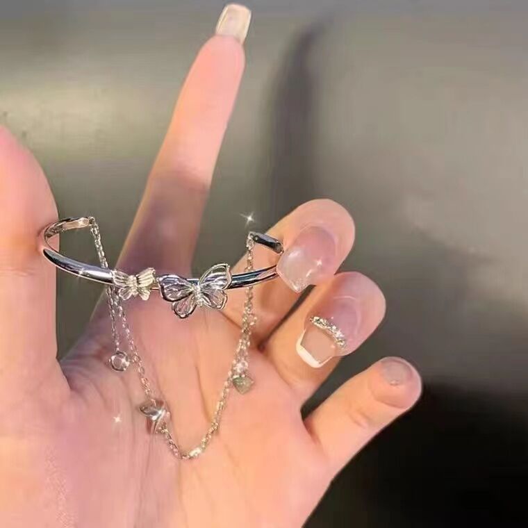 0点开始 19.9元925银手镯玉桂狗铃铛百搭 (DdiR2GvibKE)/